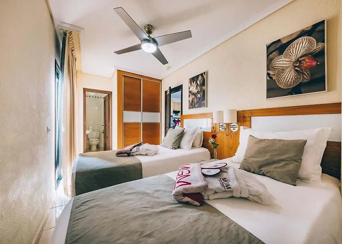 公寓式酒店 Albatros Golf Del Sur Tenerife 圣米格尔德阿沃纳