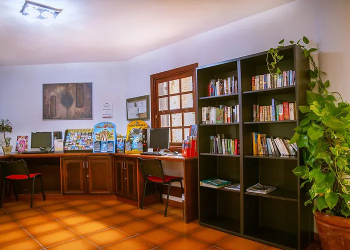 公寓式酒店 Albatros Golf Del Sur Tenerife 3*